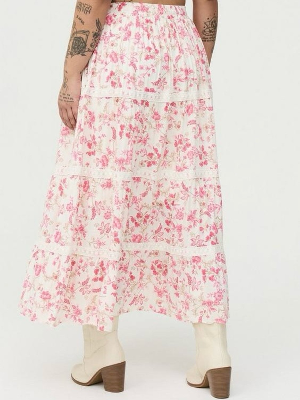 Torrid Tiered Floral Maxi Skirt Pockets Boho Pink Coral Size 3 3X 22/24 - Picture 3 of 10